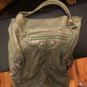 Balenciaga saddle bag - needs some work